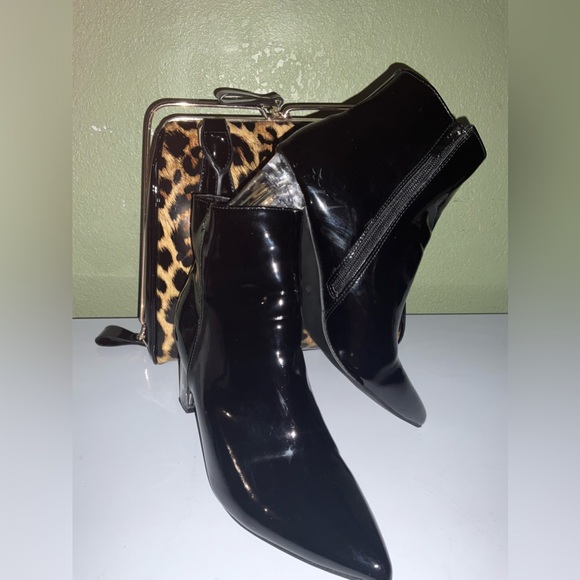Olivia+Kate black glossy booties size 11 and lepard large hand bag - Picture 8 of 9